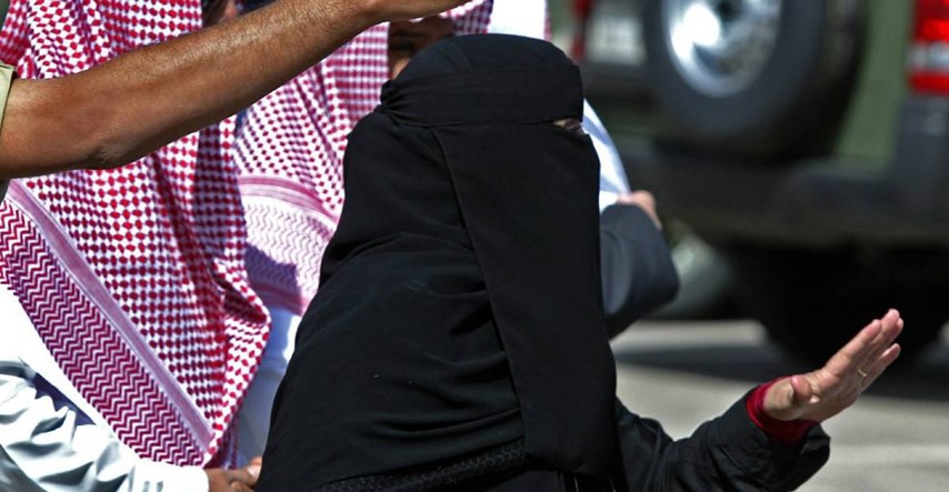 Ukinuto odvajanje žena u saudijskim restoranima, morale ulaziti kroz druga vrata